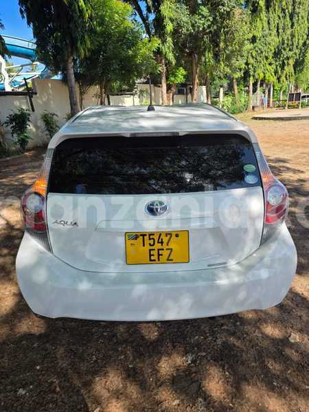Big with watermark toyota aqua dar es salaam dar es salaam 32589