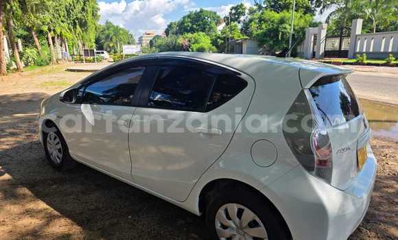 Buy Used Toyota Aqua White Car in Dar es Salaam in Dar es Salaam Buy Used Toyota Aqua White Car in Dar es Salaam in Dar es Salaam