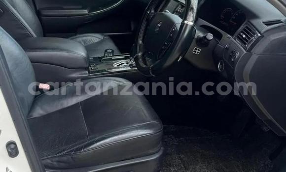 Nunua Mpya Toyota Crown Nyeupe Gari ndani ya Dar es Salaam nchini Dar es Salaam Nunua Mpya Toyota Crown Nyeupe Gari ndani ya Dar es Salaam nchini Dar es Salaam
