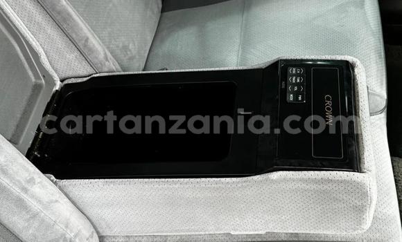 Nunua Mpya Toyota Crown Bluu Gari ndani ya Dar es Salaam nchini Dar es Salaam Nunua Mpya Toyota Crown Bluu Gari ndani ya Dar es Salaam nchini Dar es Salaam