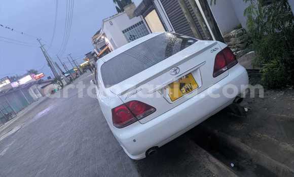 Nunua Ilio tumika Toyota Crown Nyeupe Gari ndani ya Dar es Salaam nchini Dar es Salaam Nunua Ilio tumika Toyota Crown Nyeupe Gari ndani ya Dar es Salaam nchini Dar es Salaam