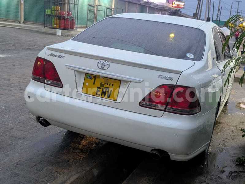 Big with watermark toyota crown dar es salaam dar es salaam 32601