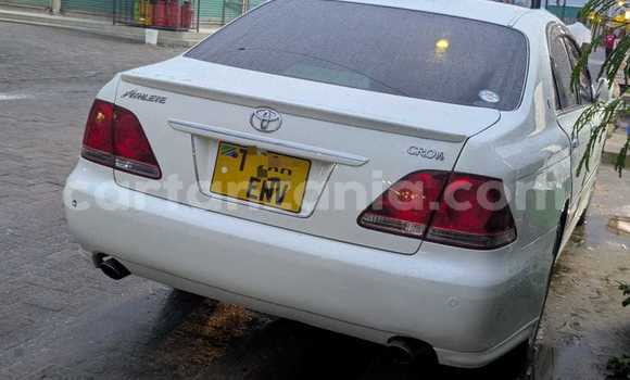 Nunua Ilio tumika Toyota Crown Nyeupe Gari ndani ya Dar es Salaam nchini Dar es Salaam Nunua Ilio tumika Toyota Crown Nyeupe Gari ndani ya Dar es Salaam nchini Dar es Salaam