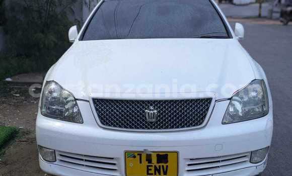 Nunua Ilio tumika Toyota Crown Nyeupe Gari ndani ya Dar es Salaam nchini Dar es Salaam Nunua Ilio tumika Toyota Crown Nyeupe Gari ndani ya Dar es Salaam nchini Dar es Salaam