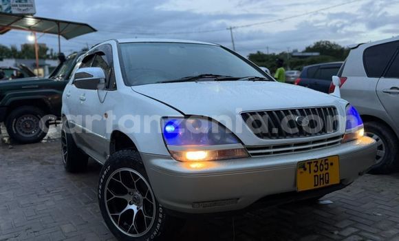 Buy Used Toyota Harrier White Car in Dar es Salaam in Dar es Salaam Buy Used Toyota Harrier White Car in Dar es Salaam in Dar es Salaam