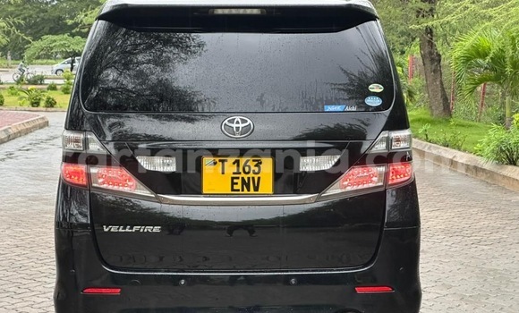 Nunua Ilio tumika Toyota Vellfire Nyeusi Gari ndani ya Ilala nchini Dar es Salaam Nunua Ilio tumika Toyota Vellfire Nyeusi Gari ndani ya Ilala nchini Dar es Salaam