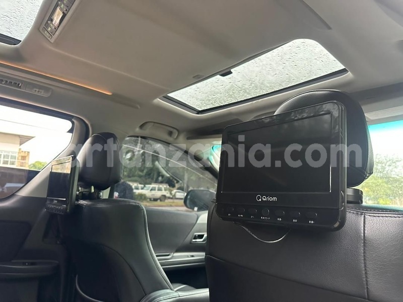 Big with watermark toyota vellfire dar es salaam ilala 32611