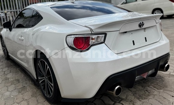 Nunua Ilio tumika Toyota GT86 Nyeupe Gari ndani ya Dar es Salaam nchini Dar es Salaam Nunua Ilio tumika Toyota GT86 Nyeupe Gari ndani ya Dar es Salaam nchini Dar es Salaam