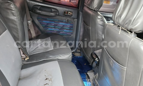 Nunua Ilio tumika Toyota RAV4 Nyeusi Gari ndani ya Dar es Salaam nchini Dar es Salaam Nunua Ilio tumika Toyota RAV4 Nyeusi Gari ndani ya Dar es Salaam nchini Dar es Salaam