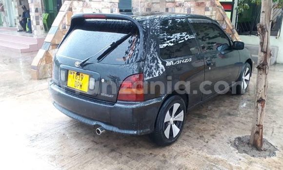 Nunua Ilio tumika Toyota Starlet Nyeusi Gari ndani ya Dar es Salaam nchini Dar es Salaam Nunua Ilio tumika Toyota Starlet Nyeusi Gari ndani ya Dar es Salaam nchini Dar es Salaam