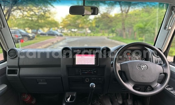 Buy New Toyota Land Cruiser White Car in Dar es Salaam in Dar es Salaam Buy New Toyota Land Cruiser White Car in Dar es Salaam in Dar es Salaam