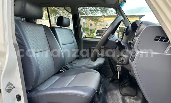 Buy New Toyota Land Cruiser White Car in Dar es Salaam in Dar es Salaam Buy New Toyota Land Cruiser White Car in Dar es Salaam in Dar es Salaam