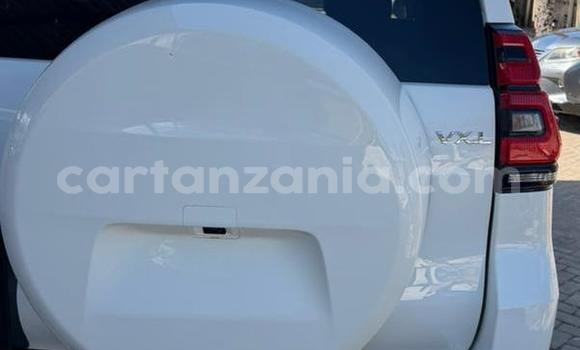 Buy New Toyota Prado White Car in Dar es Salaam in Dar es Salaam Buy New Toyota Prado White Car in Dar es Salaam in Dar es Salaam