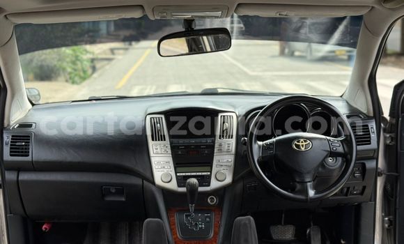 Buy Used Toyota Harrier Green Car in Dar es Salaam in Dar es Salaam Buy Used Toyota Harrier Green Car in Dar es Salaam in Dar es Salaam