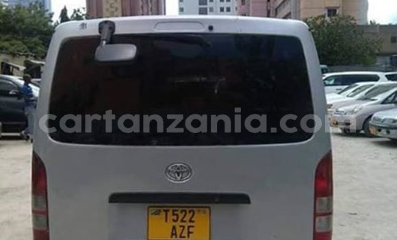 Nunua Ilio tumika Toyota Hiace Fedha Gari ndani ya Dar es Salaam nchini Dar es Salaam Nunua Ilio tumika Toyota Hiace Fedha Gari ndani ya Dar es Salaam nchini Dar es Salaam