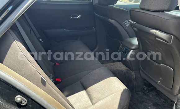 Buy Used Toyota Crown Black Car in Dar es Salaam in Dar es Salaam Buy Used Toyota Crown Black Car in Dar es Salaam in Dar es Salaam