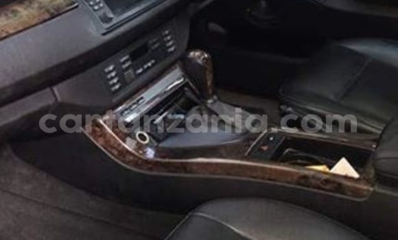 Nunua Ilio tumika BMW X5 Fedha Gari ndani ya Dar es Salaam nchini Dar es Salaam Nunua Ilio tumika BMW X5 Fedha Gari ndani ya Dar es Salaam nchini Dar es Salaam
