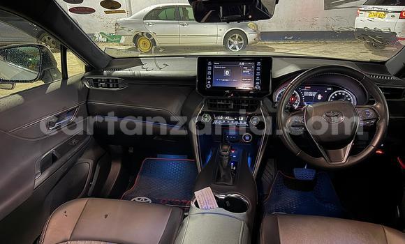 Nunua Ilio tumika Toyota Harrier Nyeupe Gari ndani ya Dar es Salaam nchini Dar es Salaam Nunua Ilio tumika Toyota Harrier Nyeupe Gari ndani ya Dar es Salaam nchini Dar es Salaam