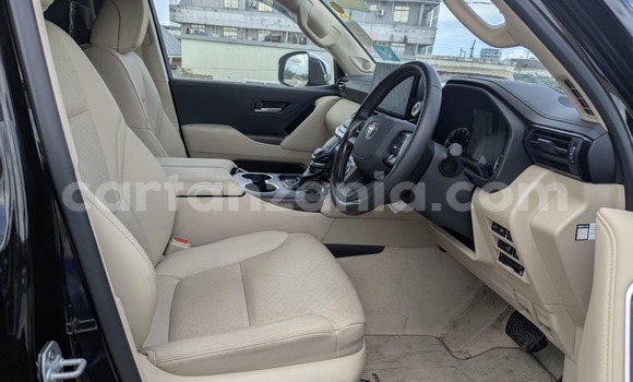 Nunua Mpya Toyota Land Cruiser Nyeusi Gari ndani ya Dar es Salaam nchini Dar es Salaam Nunua Mpya Toyota Land Cruiser Nyeusi Gari ndani ya Dar es Salaam nchini Dar es Salaam