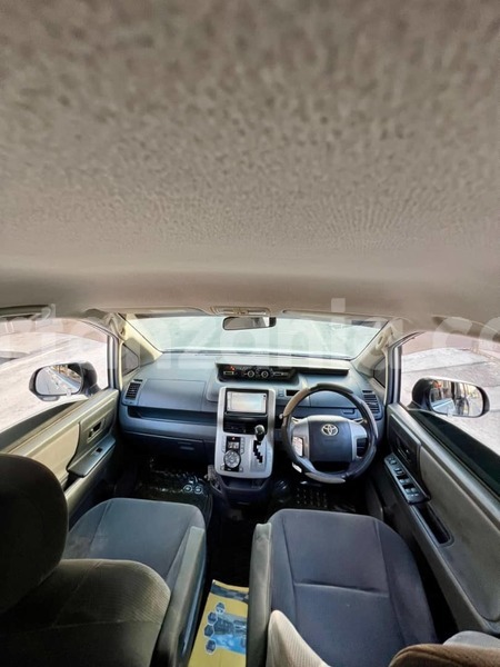 Big with watermark toyota noah dar es salaam dar es salaam 32672