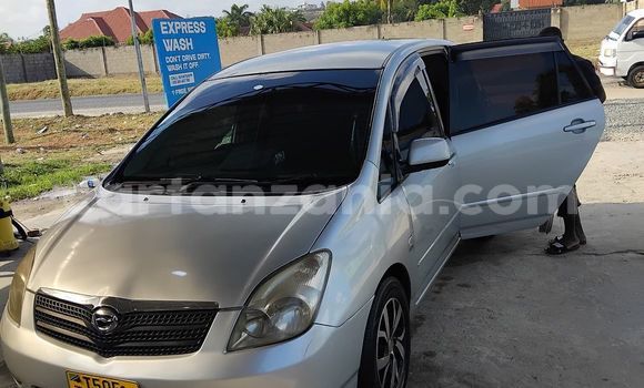 Buy Used Toyota Spacio Silver Car in Dar es Salaam in Dar es Salaam Buy Used Toyota Spacio Silver Car in Dar es Salaam in Dar es Salaam