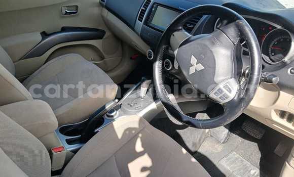 Nunua Ilio tumika Mitsubishi Outlander Nyeusi Gari ndani ya Dar es Salaam nchini Dar es Salaam Nunua Ilio tumika Mitsubishi Outlander Nyeusi Gari ndani ya Dar es Salaam nchini Dar es Salaam