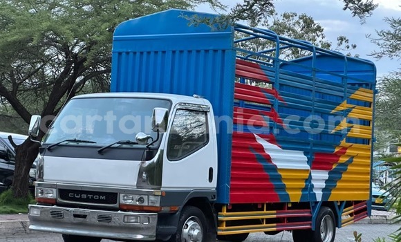 Buy Import Mitsubishi Fuso Fighter Blue Truck in Dar es Salaam in Dar es Salaam Buy Import Mitsubishi Fuso Fighter Blue Truck in Dar es Salaam in Dar es Salaam