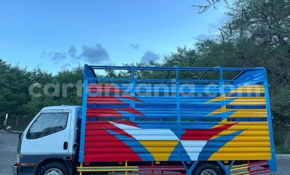 Buy Import Mitsubishi Fuso Fighter Blue Truck in Dar es Salaam in Dar es Salaam Buy Import Mitsubishi Fuso Fighter Blue Truck in Dar es Salaam in Dar es Salaam