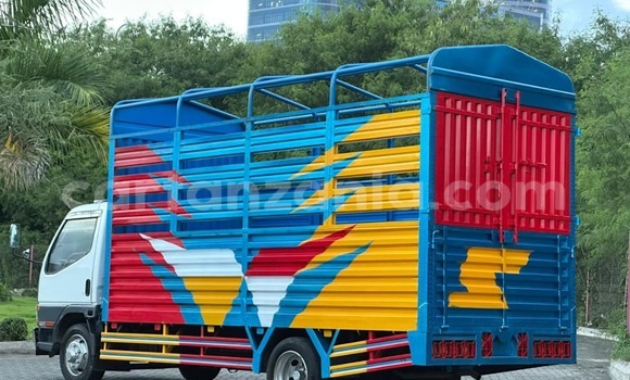 Buy Import Mitsubishi Fuso Fighter Blue Truck in Dar es Salaam in Dar es Salaam Buy Import Mitsubishi Fuso Fighter Blue Truck in Dar es Salaam in Dar es Salaam