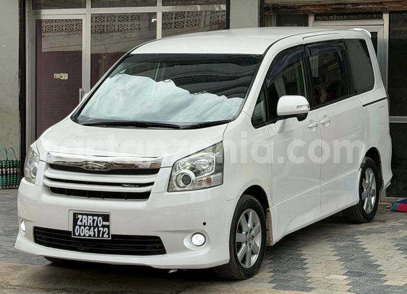 Big with watermark toyota noah dar es salaam dar es salaam 32699