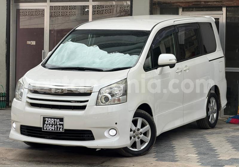 Big with watermark toyota noah dar es salaam dar es salaam 32699