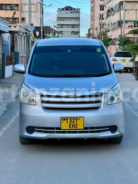 Big with watermark toyota noah dar es salaam dar es salaam 32704