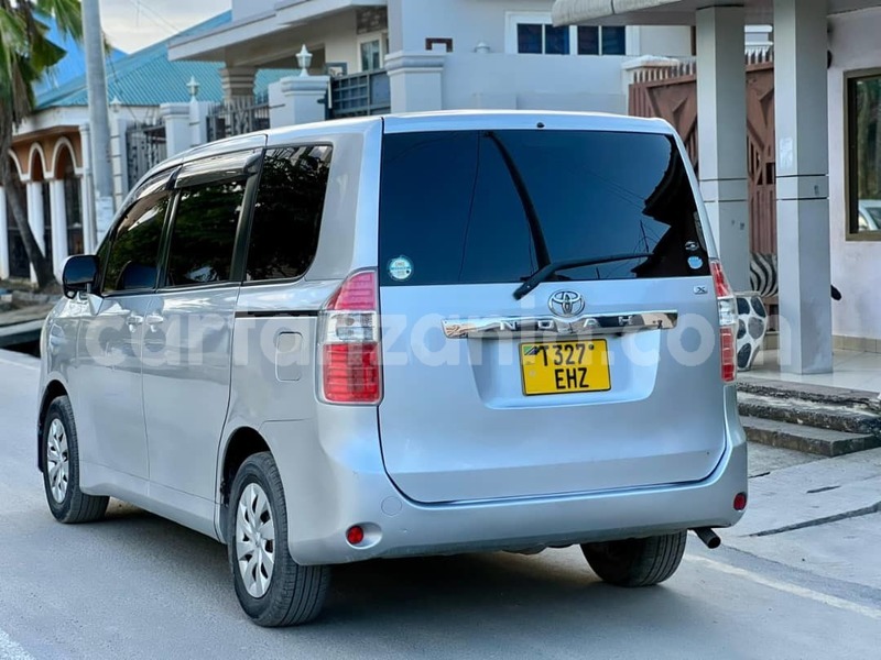 Big with watermark toyota noah dar es salaam dar es salaam 32704