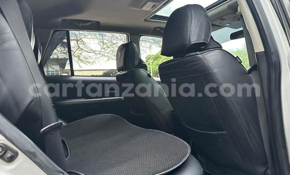 Buy Used Suzuki Vitara Silver Car in Dar es Salaam in Dar es Salaam Buy Used Suzuki Vitara Silver Car in Dar es Salaam in Dar es Salaam