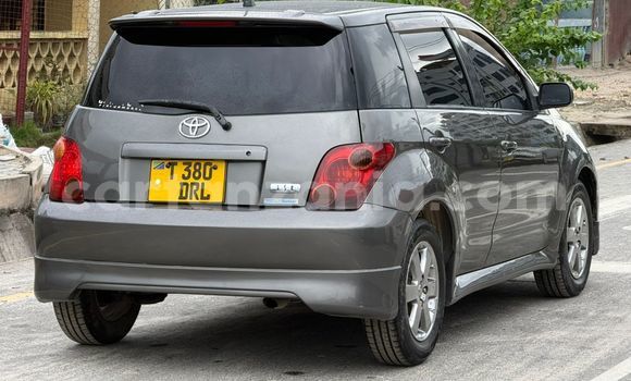 Buy Used Toyota IST Green Car in Dar es Salaam in Dar es Salaam Buy Used Toyota IST Green Car in Dar es Salaam in Dar es Salaam