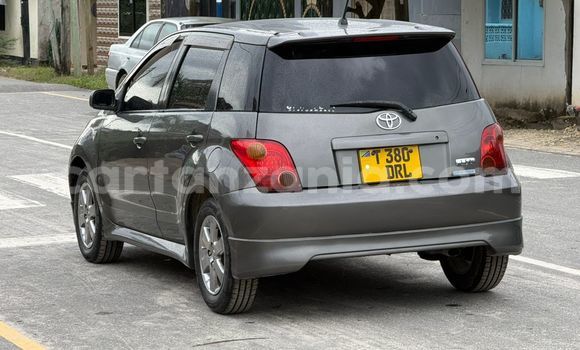 Buy Used Toyota IST Green Car in Dar es Salaam in Dar es Salaam Buy Used Toyota IST Green Car in Dar es Salaam in Dar es Salaam