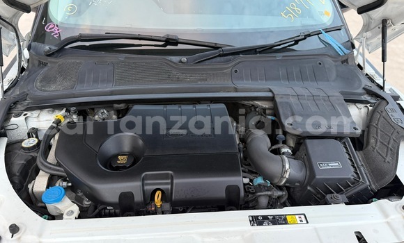 Nunua Imported Land Rover Range Rover Evoque Nyeupe Gari ndani ya Dar es Salaam nchini Dar es Salaam Nunua Imported Land Rover Range Rover Evoque Nyeupe Gari ndani ya Dar es Salaam nchini Dar es Salaam