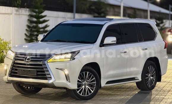 Nunua Ilio tumika Lexus LX 450 Nyeupe Gari ndani ya Dar es Salaam nchini Dar es Salaam Nunua Ilio tumika Lexus LX 450 Nyeupe Gari ndani ya Dar es Salaam nchini Dar es Salaam
