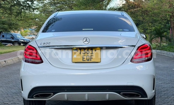 Buy Used Mercedes‒Benz C–Class White Car in Dar es Salaam in Dar es Salaam Buy Used Mercedes‒Benz C–Class White Car in Dar es Salaam in Dar es Salaam