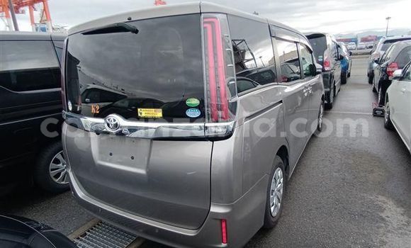 Buy Import Toyota Noah Other Car in Dar es Salaam in Dar es Salaam Buy Import Toyota Noah Other Car in Dar es Salaam in Dar es Salaam
