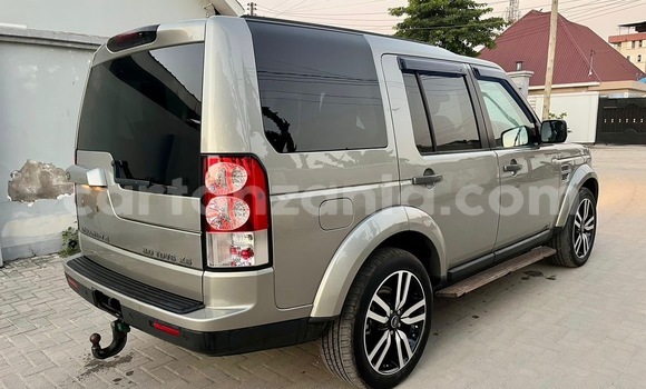 Nunua Imported Land Rover Discovery Nyingine Gari ndani ya Dar es Salaam nchini Dar es Salaam Nunua Imported Land Rover Discovery Nyingine Gari ndani ya Dar es Salaam nchini Dar es Salaam