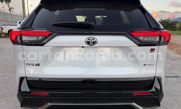 Nunua Imported Toyota RAV4 Nyeupe Gari ndani ya Dar es Salaam nchini Dar es Salaam Nunua Imported Toyota RAV4 Nyeupe Gari ndani ya Dar es Salaam nchini Dar es Salaam