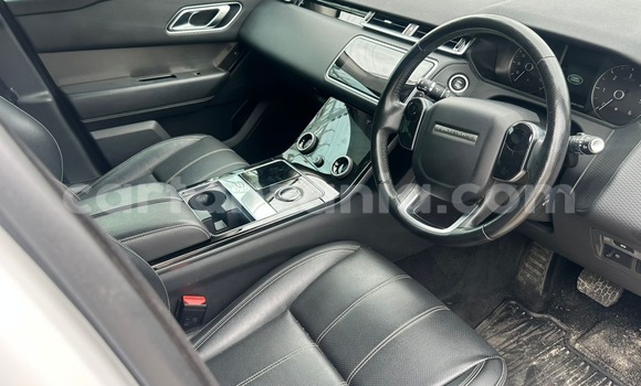 Nunua Imported Land Rover Range Rover Velar Nyeupe Gari ndani ya Dar es Salaam nchini Dar es Salaam Nunua Imported Land Rover Range Rover Velar Nyeupe Gari ndani ya Dar es Salaam nchini Dar es Salaam