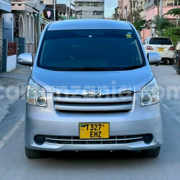 Big with watermark toyota noah dar es salaam dar es salaam 32775