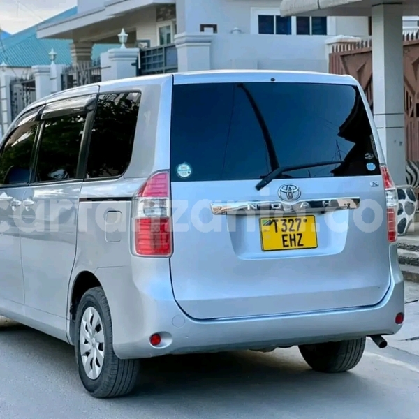 Big with watermark toyota noah dar es salaam dar es salaam 32775