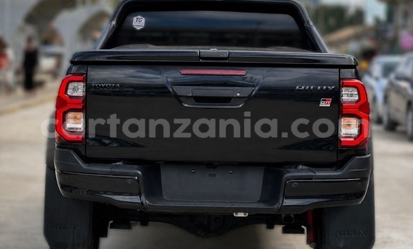 Buy Import Toyota Hilux Black Car in Dar es Salaam in Dar es Salaam Buy Import Toyota Hilux Black Car in Dar es Salaam in Dar es Salaam