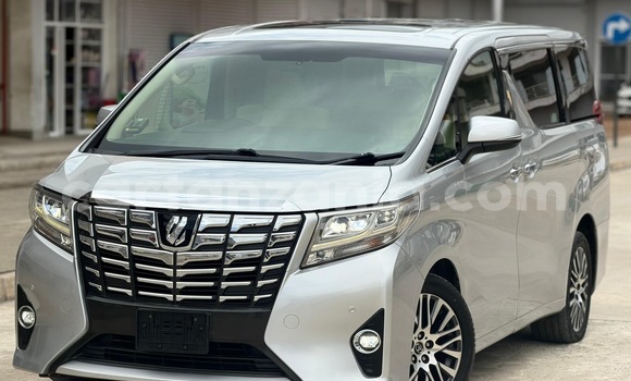 Buy Import Toyota Alphard Silver Car in Dar es Salaam in Dar es Salaam Buy Import Toyota Alphard Silver Car in Dar es Salaam in Dar es Salaam