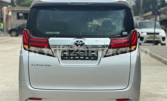 Buy Import Toyota Alphard Silver Car in Dar es Salaam in Dar es Salaam Buy Import Toyota Alphard Silver Car in Dar es Salaam in Dar es Salaam