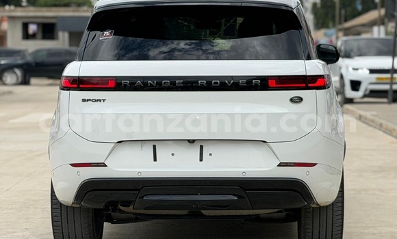 Nunua Imported Land Rover Range Rover Sport Nyeupe Gari ndani ya Dar es Salaam nchini Dar es Salaam Nunua Imported Land Rover Range Rover Sport Nyeupe Gari ndani ya Dar es Salaam nchini Dar es Salaam