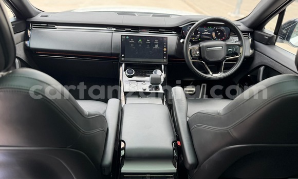 Nunua Imported Land Rover Range Rover Sport Nyeupe Gari ndani ya Dar es Salaam nchini Dar es Salaam Nunua Imported Land Rover Range Rover Sport Nyeupe Gari ndani ya Dar es Salaam nchini Dar es Salaam
